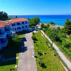 ** Hotel Paraktio Greece